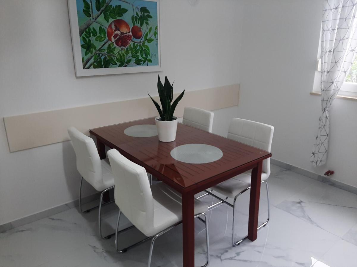 No 13 Apartment *
